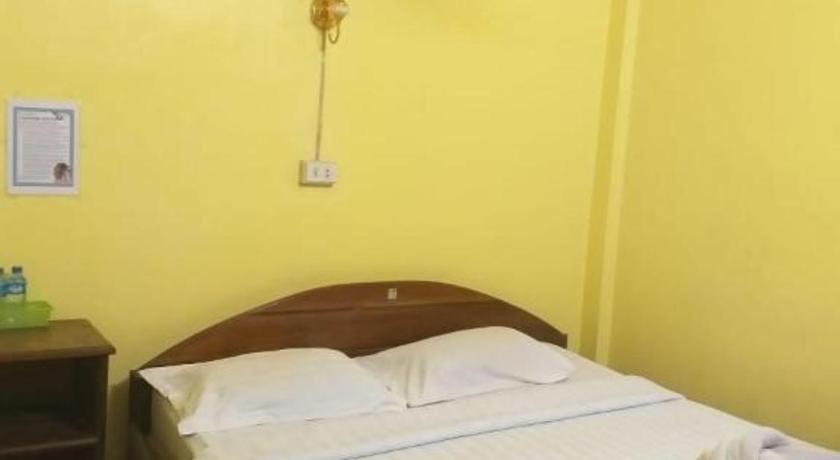 Lankham Hotel Паксе Экстерьер фото