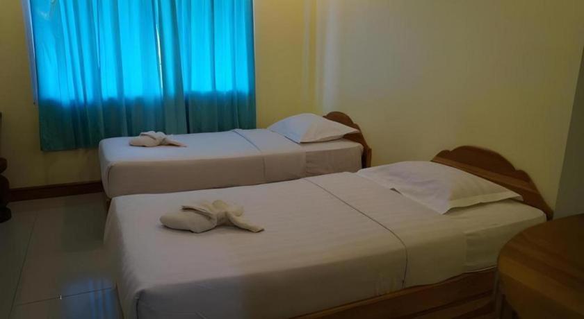 Lankham Hotel Паксе Экстерьер фото