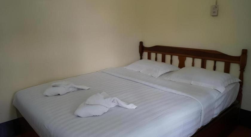 Lankham Hotel Паксе Экстерьер фото